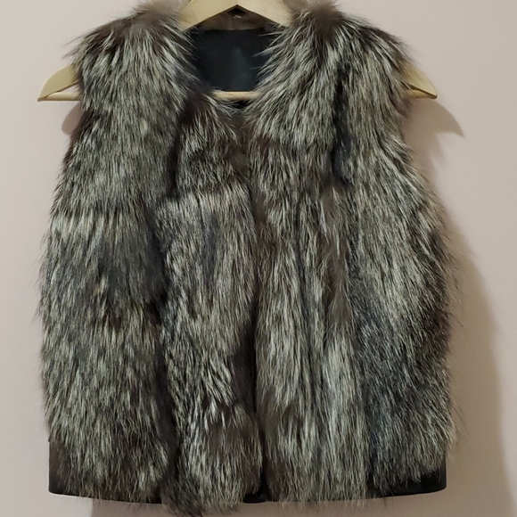 Natural Fur Vest! New! Never Worn!!! - Picture 2 of 7